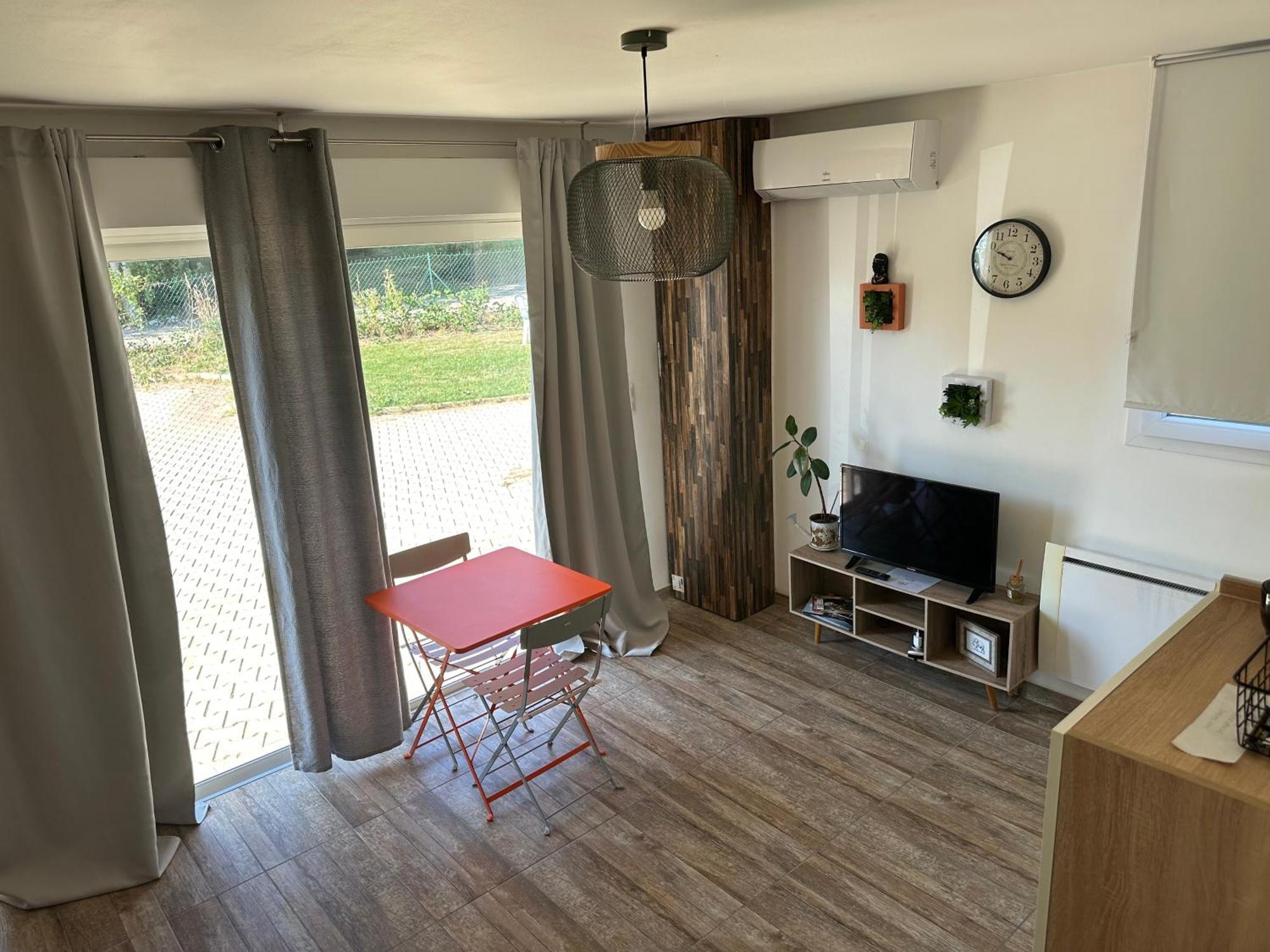 Appartement Prive Dans Villa Montauban Exterior photo